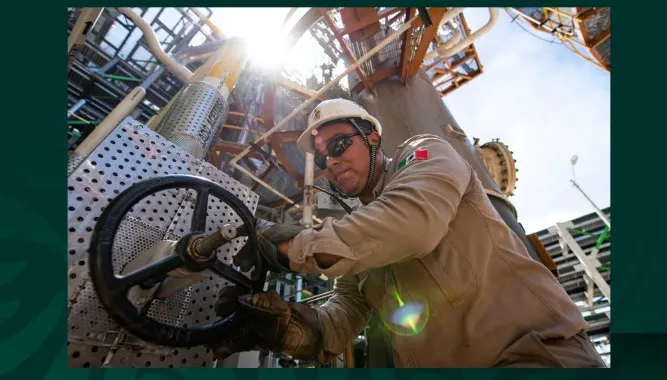 "Se está fortaleciendo a Pemex; hay confianza por parte de los inversionistas": Carpio Fragoso