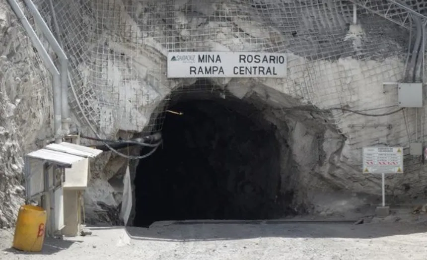 Derrumbe en mina de El Rosario deja cuatro trabajadores desaparecidos
