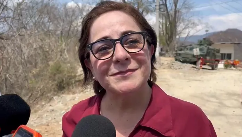 “De aquí no me voy”: Laura Velázquez se mantiene en mina de El Rosario hasta rescatar a 3 mineros