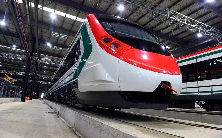 Tren-Suburbano-Lecheria-AIFA-RevSobreOru