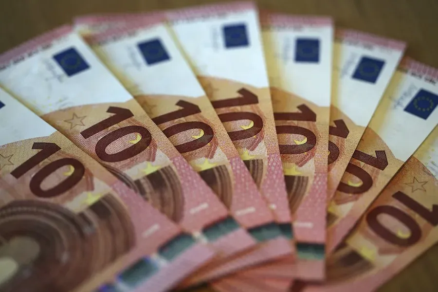 Veintisiete-pactan-agilizar-el-acuerdo-sobre-el-euro-digital