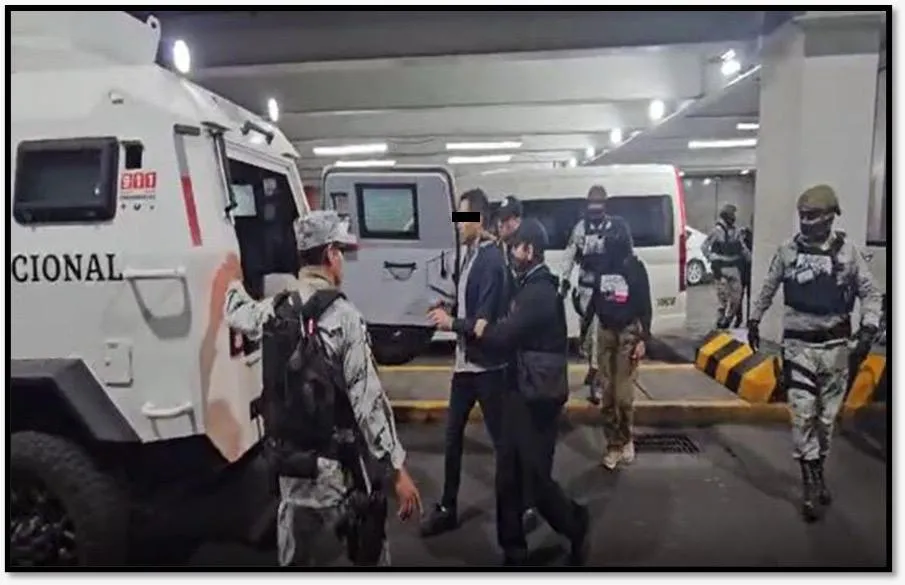 Detienen en el AICM a Oscar Antonio Álvarez González, principal operador financiero del CJNG