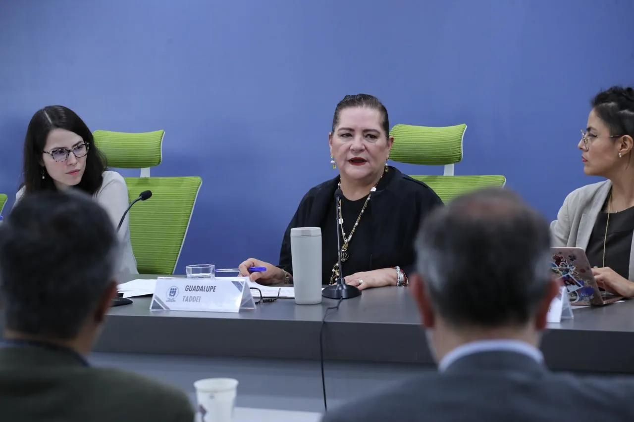 Guadalupe Taddei defiende la autonomía del INE y rechaza la desaparición de los Oples