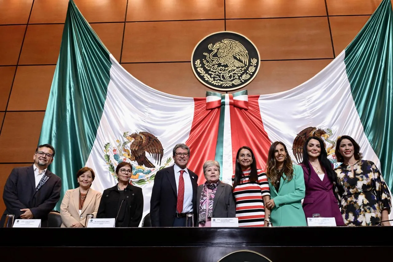 Alicia Bárcena comparece ante diputados para informar sobre permisos y regularización del Tren Maya