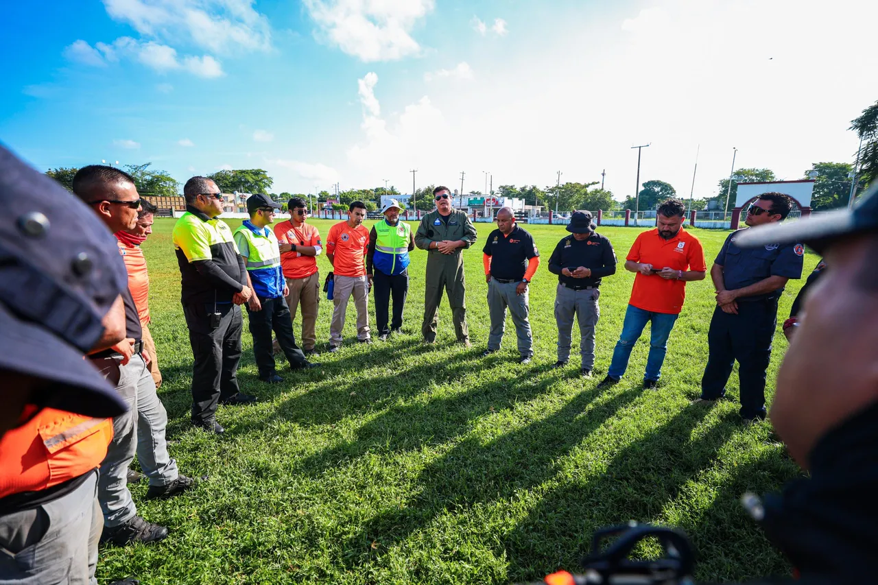 Nuevo León implementa puente aéreo para apoyo humanitario en Veracruz