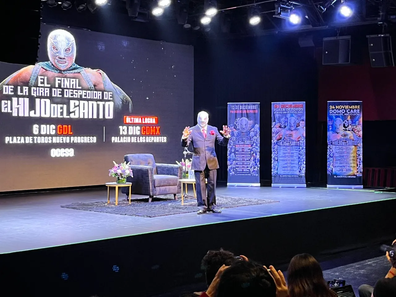 El 'Hijo del Santo', una de las leyendas más grandes de la lucha libre en México, confesó este martes haber sangrado y llorado