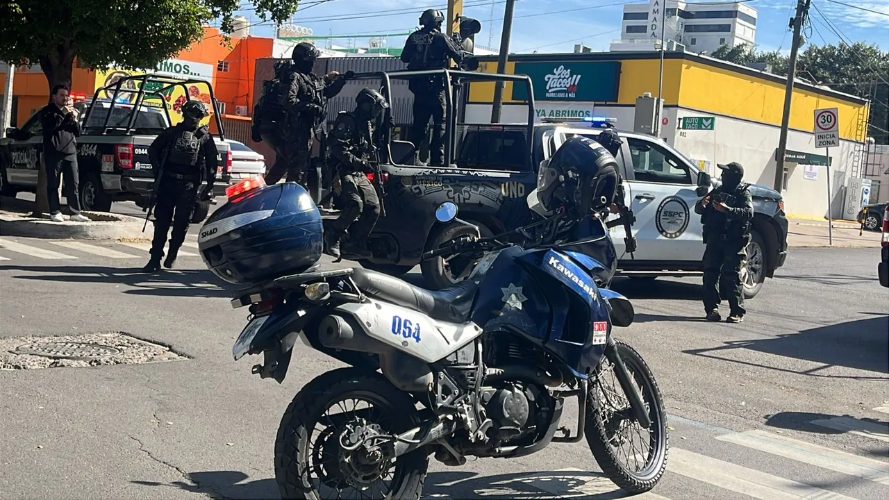 Atentado en Culiacán: Reportan graves a los diputados Sergio Torres y Elizabeth Montoya.