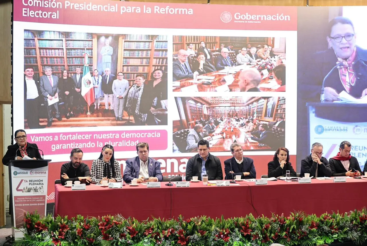 Morena realiza plenaria con funcionarios, Rosa Icela Rodríguez destaca protección de la soberanía y el bienestar social