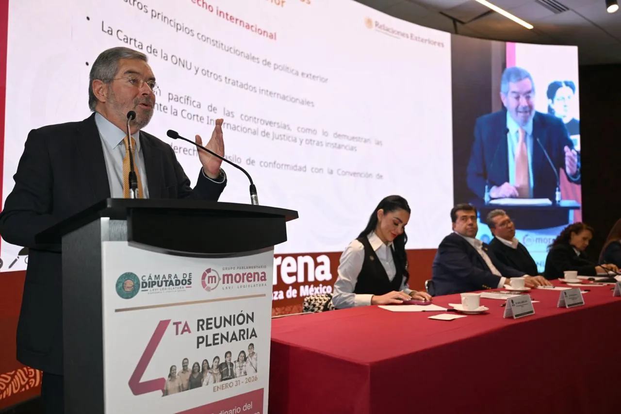 Continuará la ayuda humanitaria en petróleo a Cuba; Juan Ramón de la Fuente