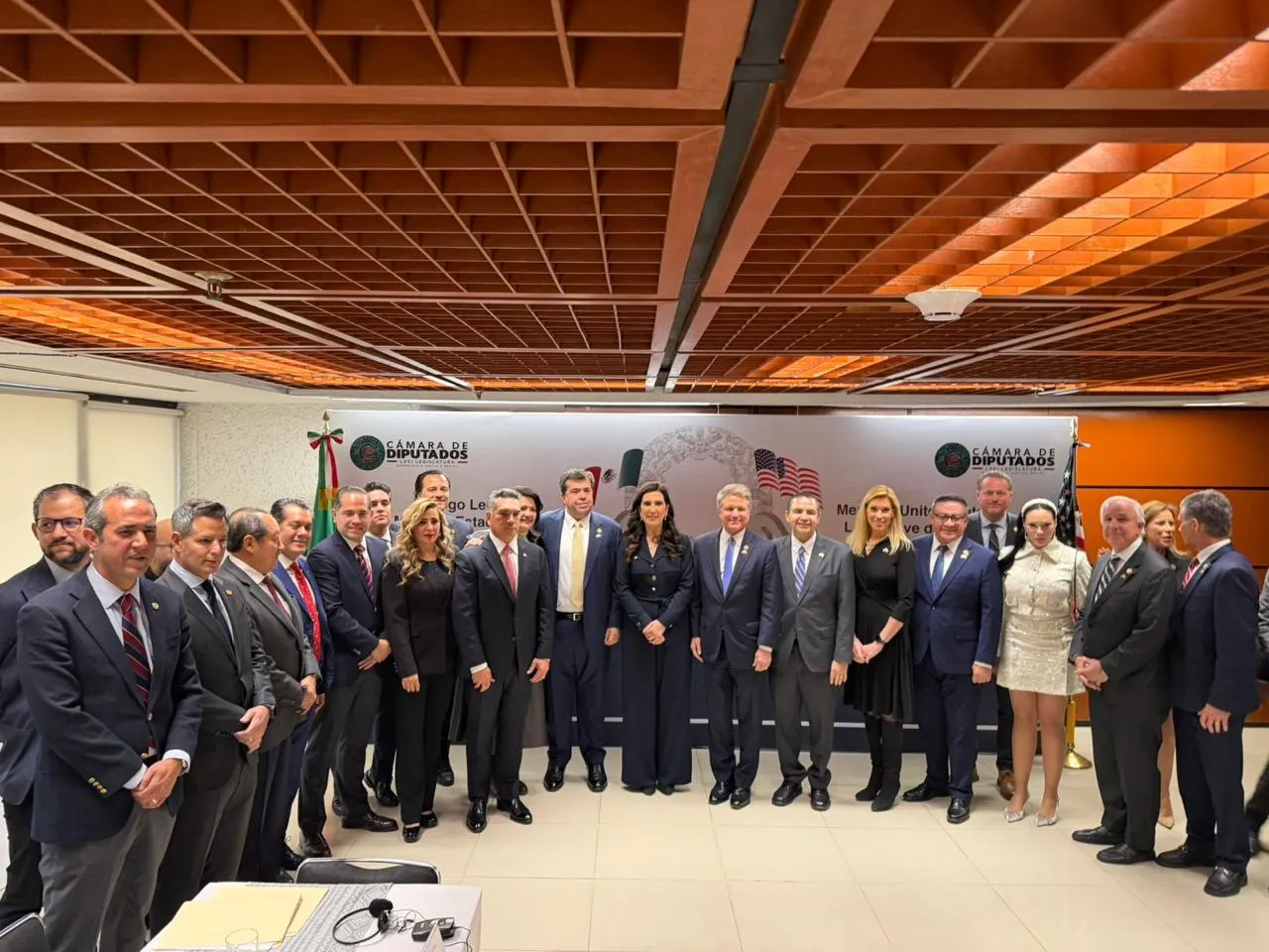 Se reúnen diputados con 8 congresistas norteamericanos en San Lázaro, hablaron de economía, seguridad y migración