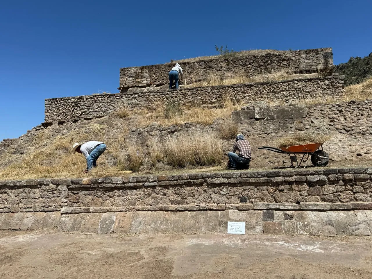 Con una inversión de 8 millones de pesos intervienen 4 zonas arqueológicas de Hidalgo