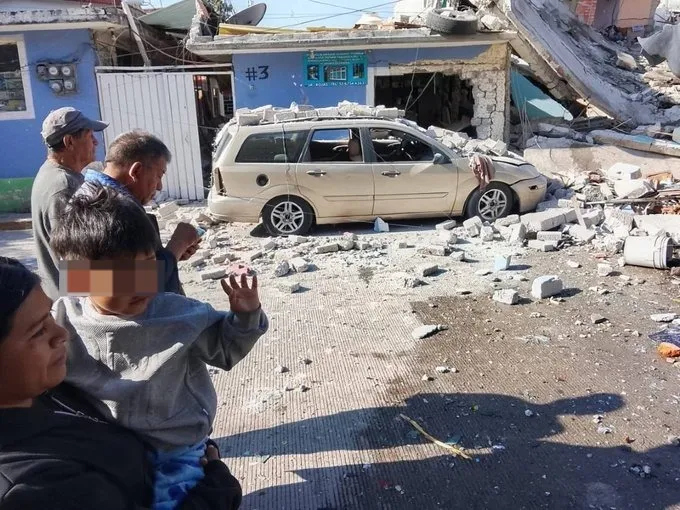 Explosión por acumulación de gas provoca colapso de vivienda en Coacalco