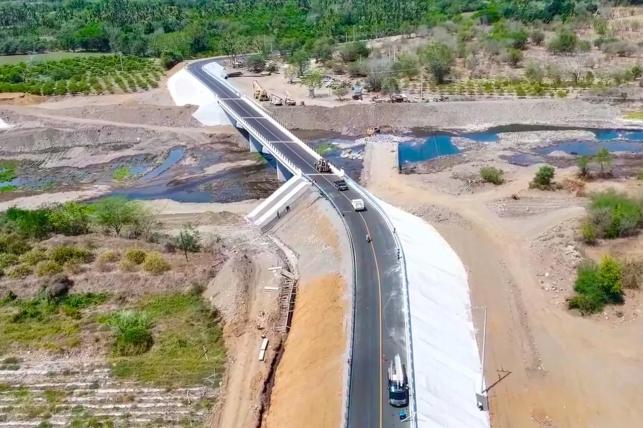 Concluye SICT reconstrucción del puente presa Las Trancas en Colima