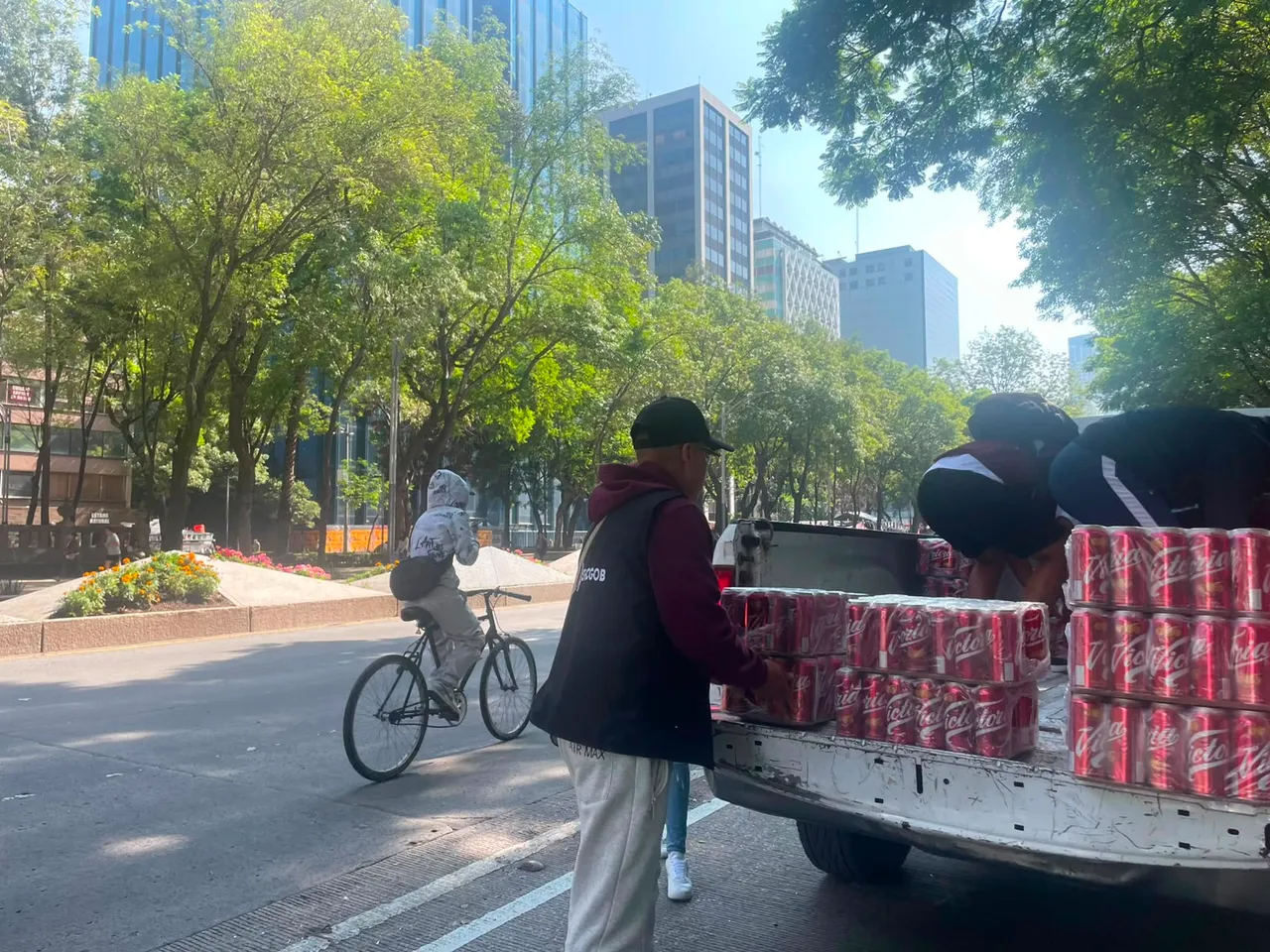 Gobierno capitalino busca inhibir la venta y el consumo de alcohol en la Marcha del Orgullo
