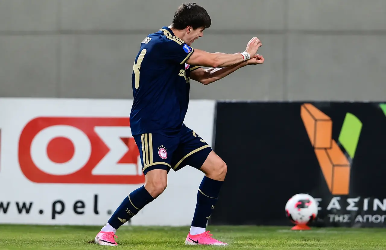 A sus 23 años, el exjugador de Chivas comienza a ganar protagonismo en Grecia y busca consolidarse en el futbol europeo.