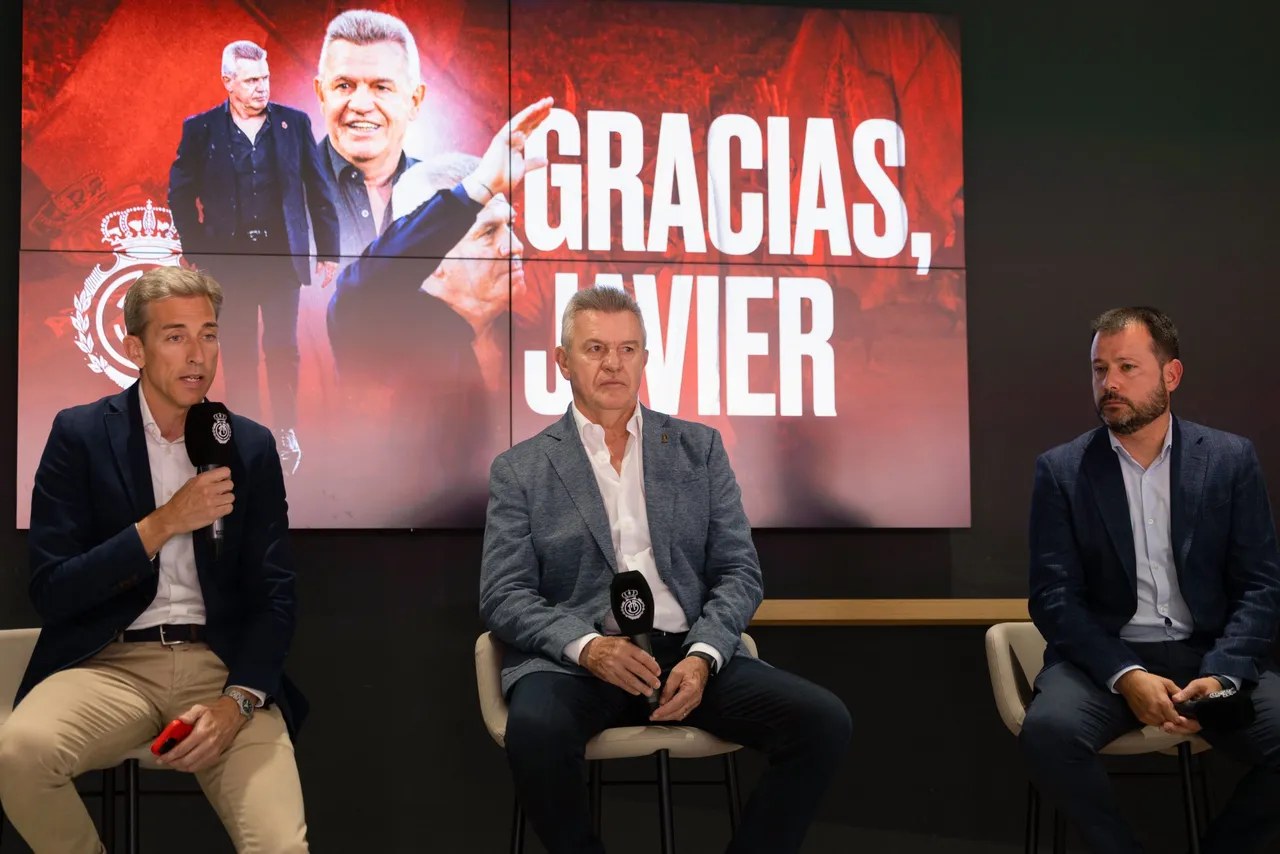 Ato de despedida de Javier Aguirre