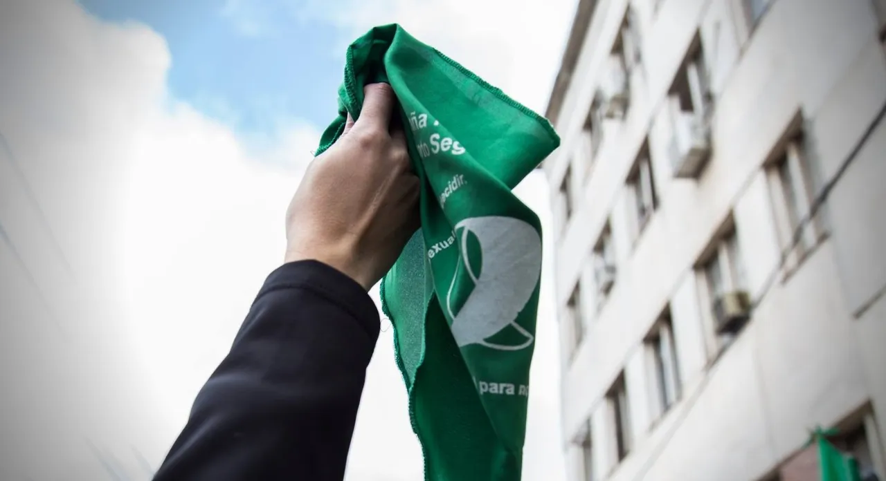 Activistas exigen eliminar el delito de aborto del Código Penal capitalino