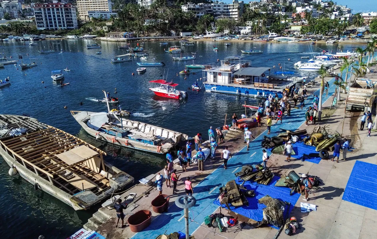 Habitantes de Acapulco aseguran que serán unas fiestas amargas por destragos de huracán