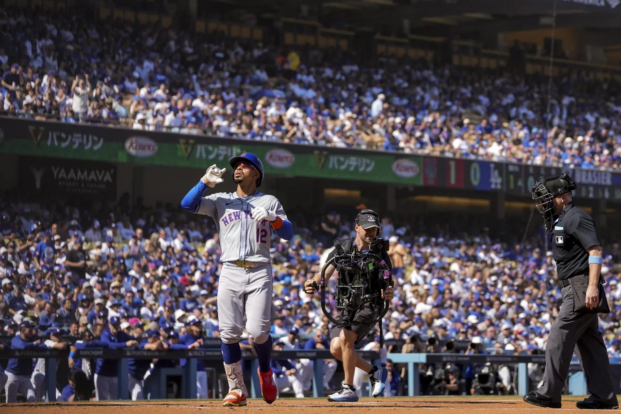 MLB Playoffs: New York Mets at Los Angeles Dodgers