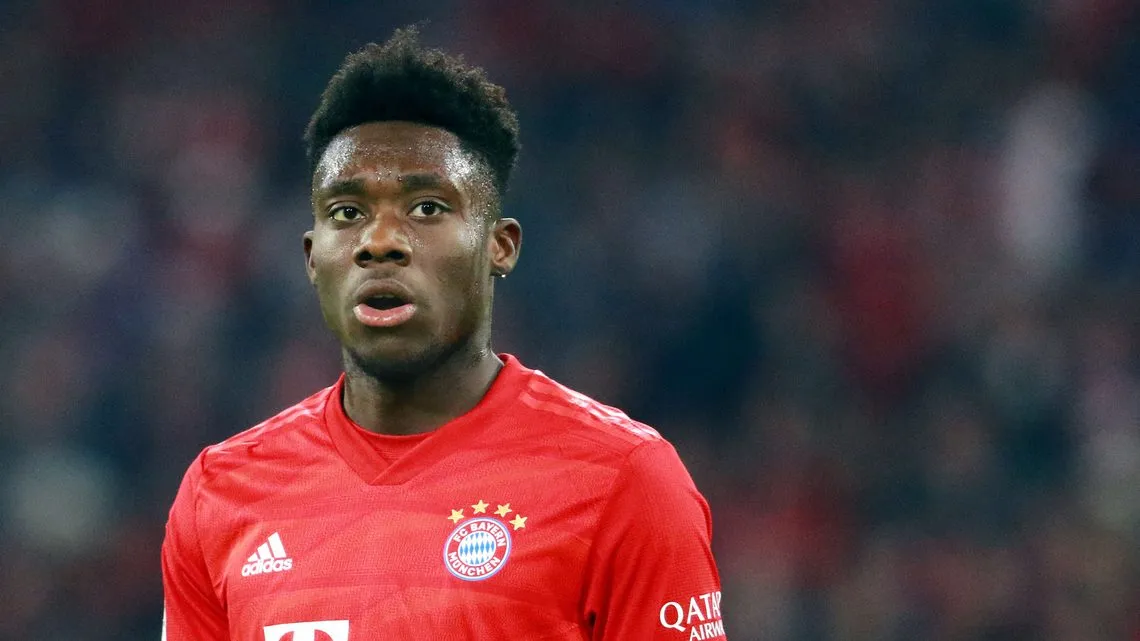 alphonso-davies-focus-fcb-bvb