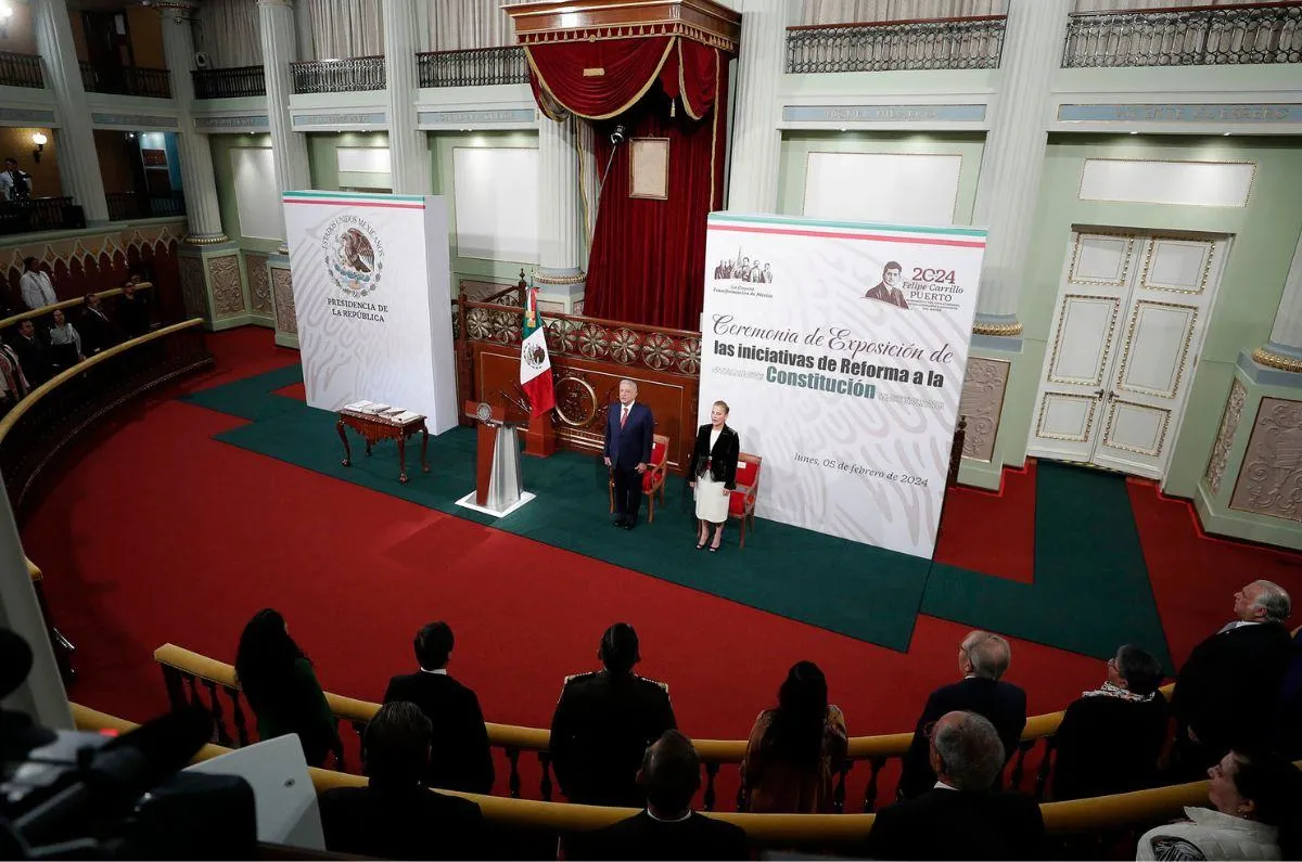amlo-presenta-20-reformas-constitucionales-1