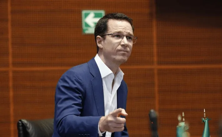 El senador Ricardo Anaya fija postura del PAN sobre la reducción de la jornada laboral