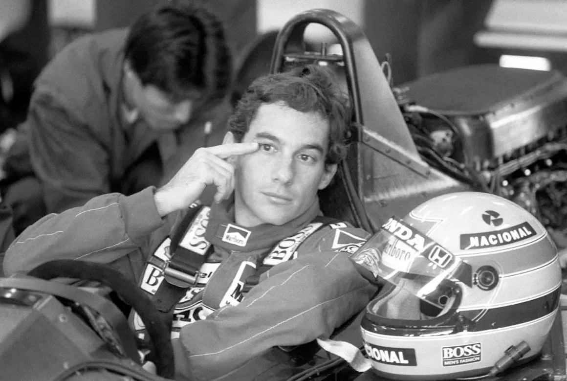 auto_ayrton_senna_11_EFE-1160&#215;779