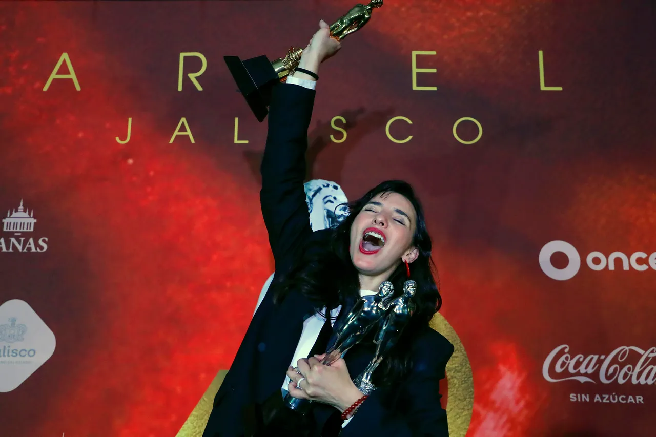 Alfombra roja de la 66 edición de los premios Ariel en la mexicana Guadalajara