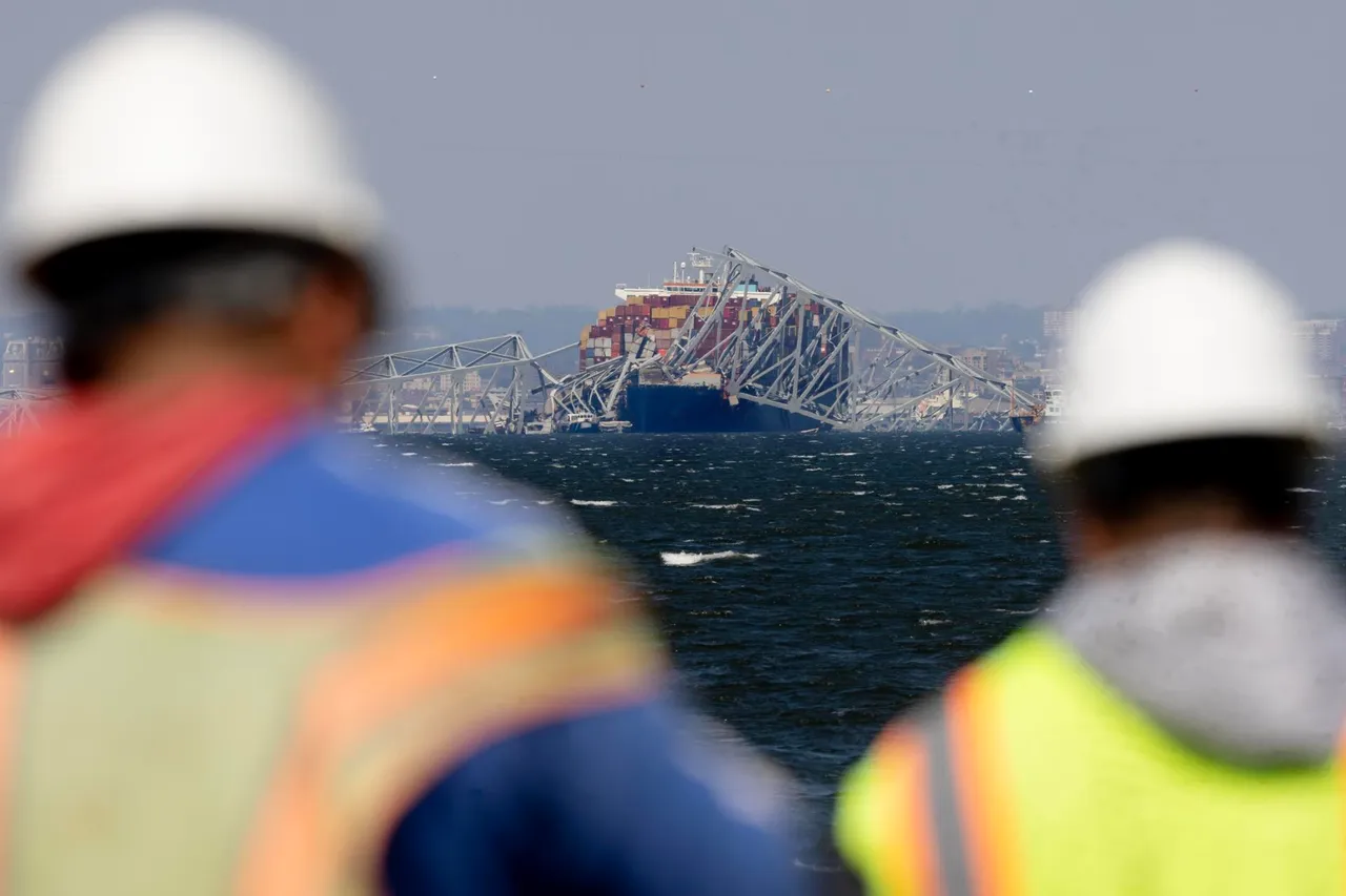 Largest crane in Eastern Seaboard to clear Baltimore bridge wreckage