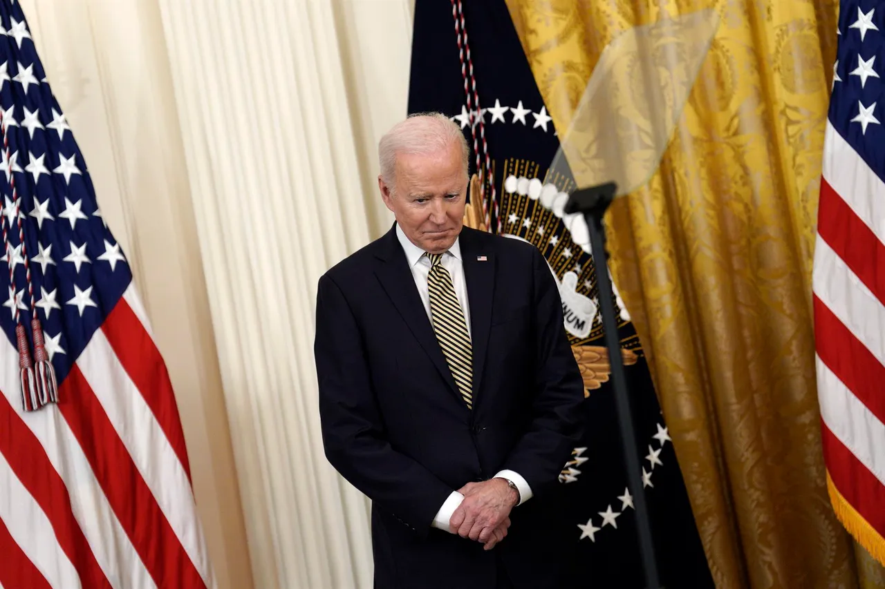 biden efe 8j