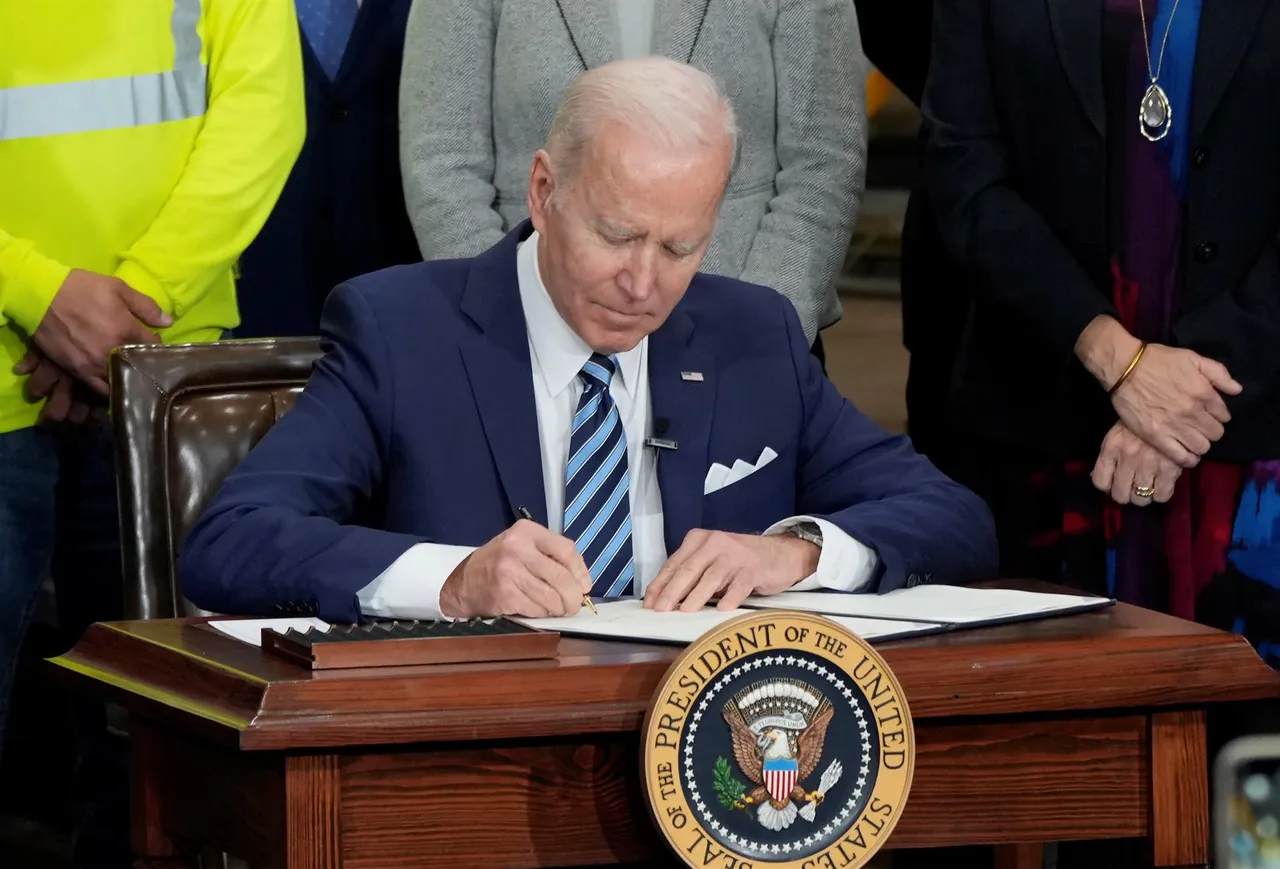 biden firma efe po