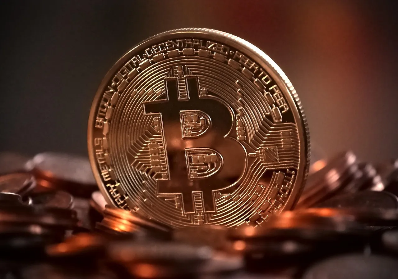 bitcoin-2007769_1920__5_