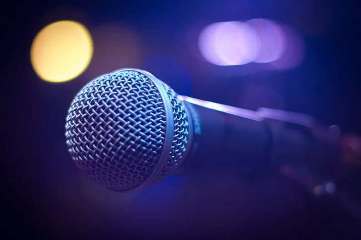 blur-bokeh-close-concert-wallpaper-preview