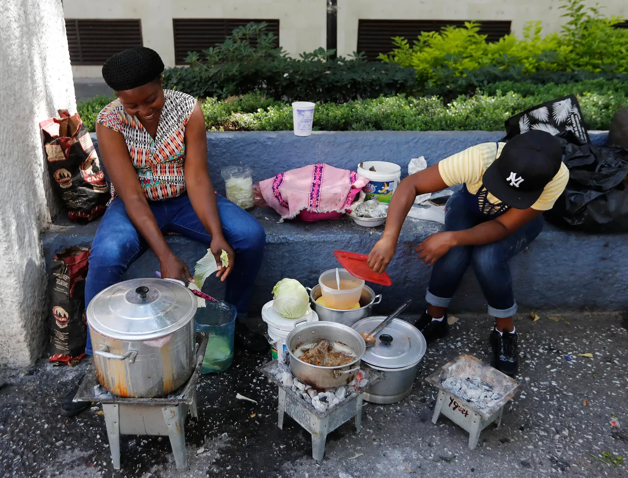La ola migratoria alcanza a la capital de México con extranjeros en las callesMigración 1.jpg