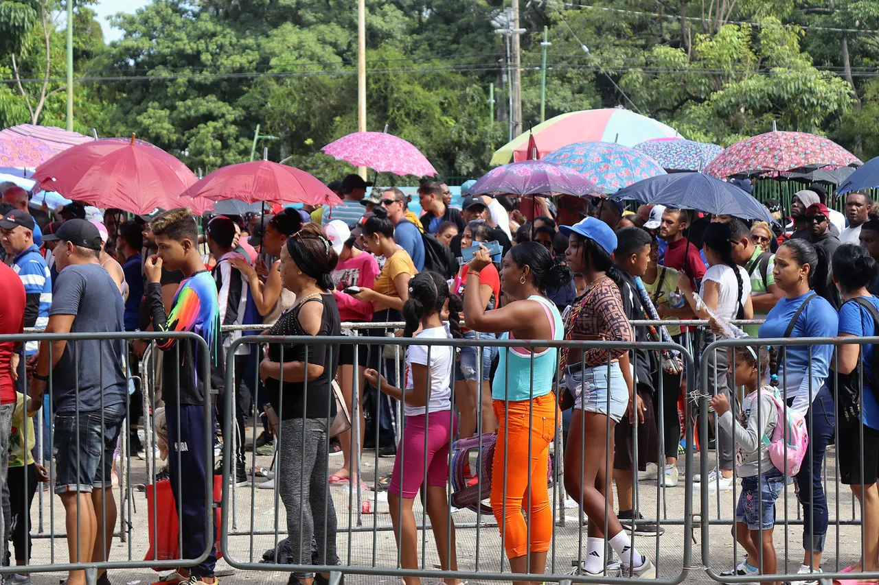 La Comisión Mexicana de Refugiados atiende a 20.000 migrantes en la frontera en última ola