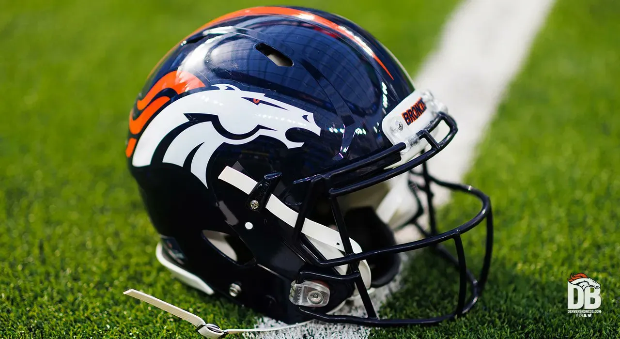 casco broncos