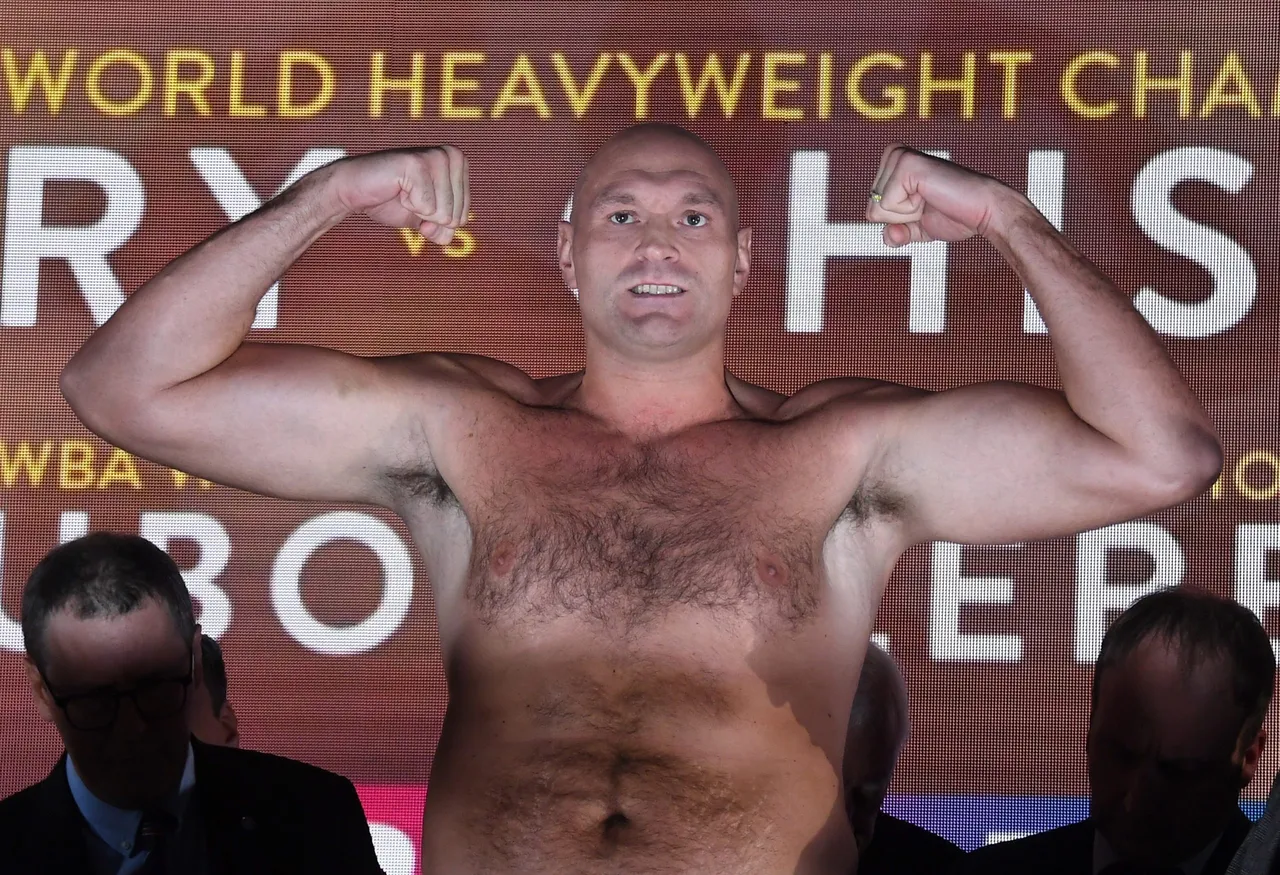 Official weigh-in ahead of Tyson Fury vs Derek Chisora