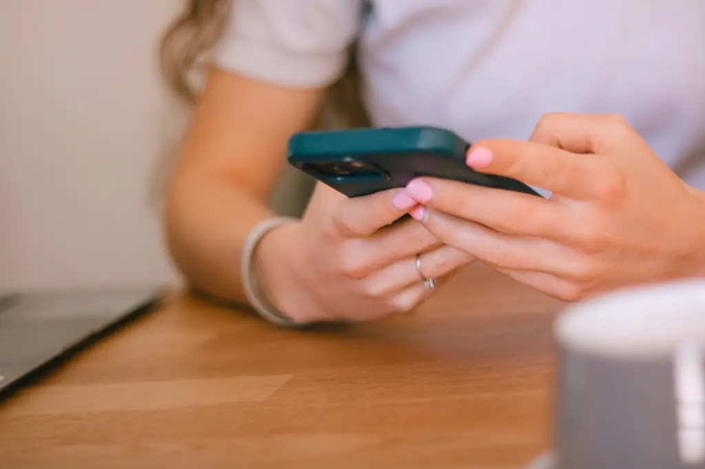 Vinculación de líneas telefónicas con terminación en 0 ante la Comisión Reguladora de Telecomunicaciones