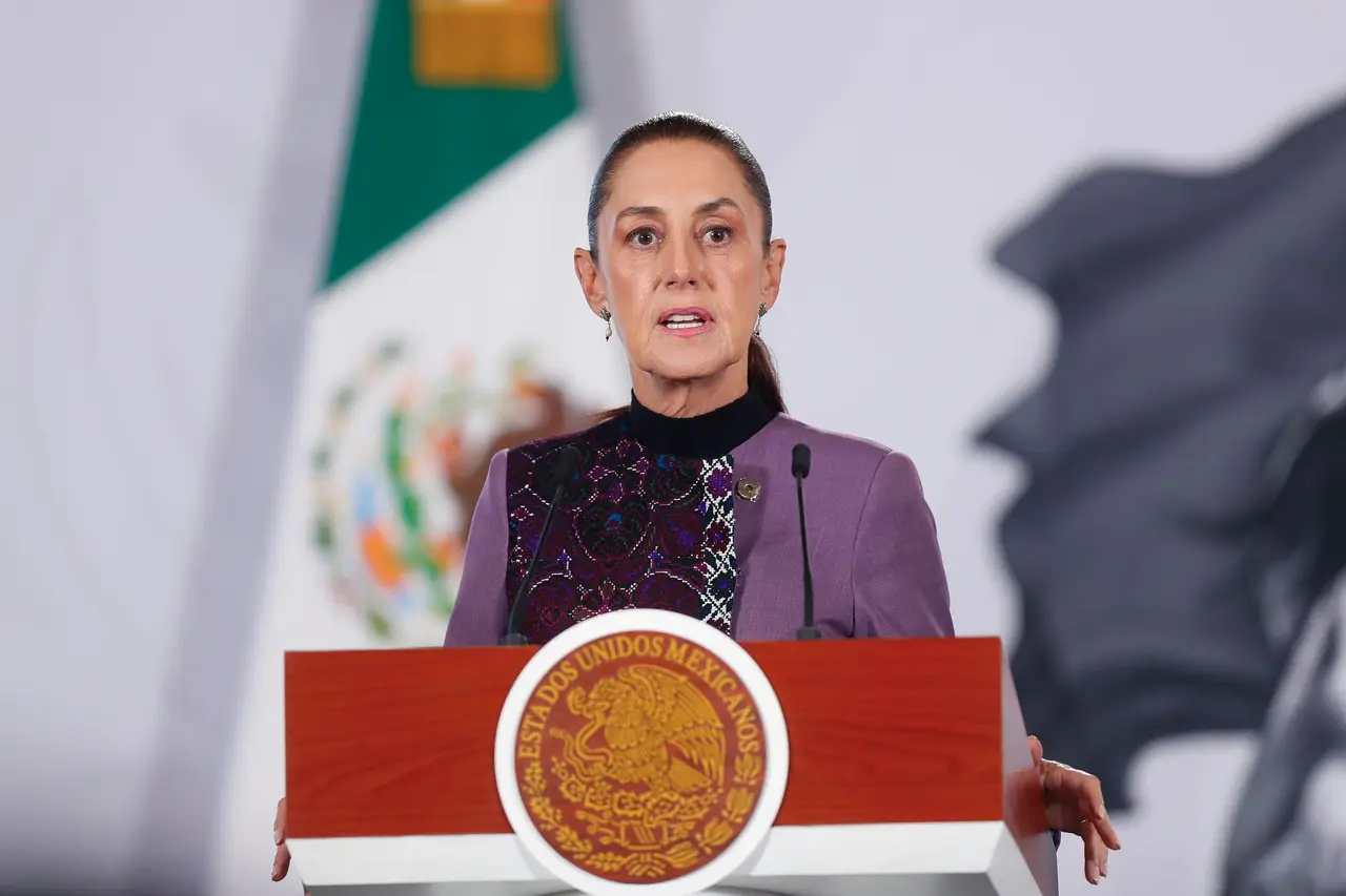 Claudia Sheinbaum durante una conferencia de prensa en Palacio Nacional