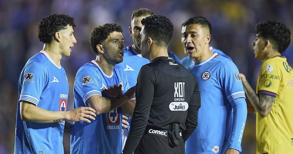 cruz azul enojo