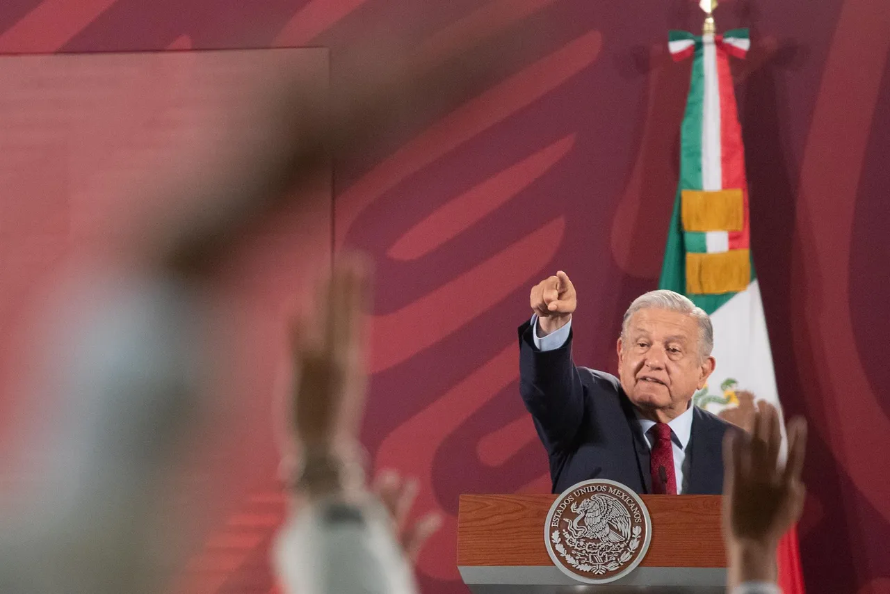 amlo 5452565