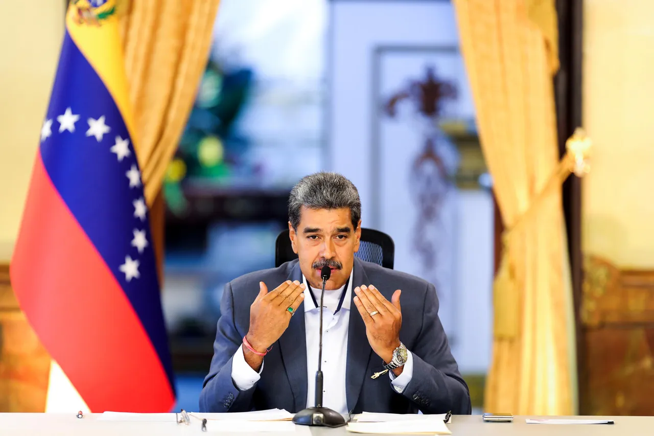 Nicolás Maduro encabeza concejo de Defensa
