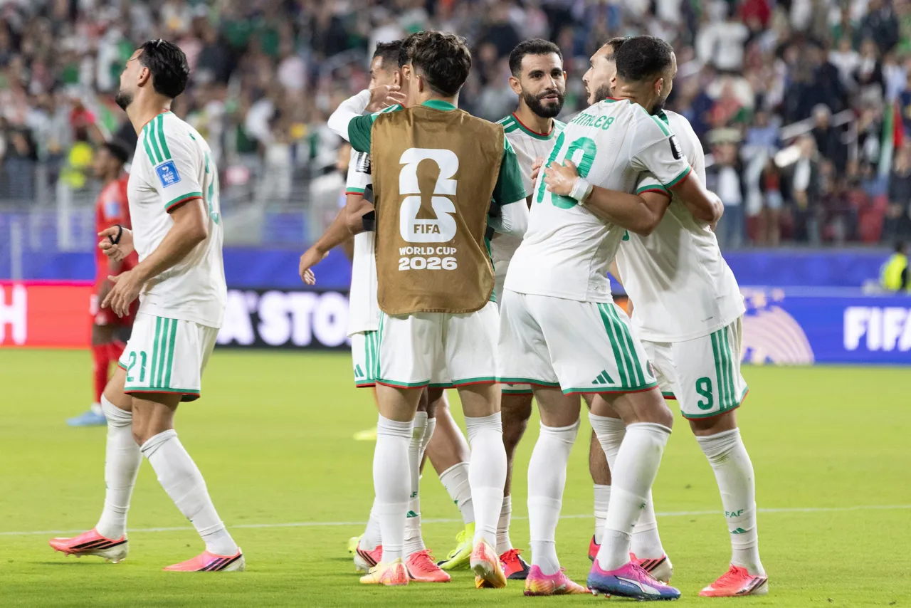 La selección de Argelia remontó 2-1 ante Jordania y mantiene la esperanza de la clasificación a la siguiente ronda en el Mundial 2026.