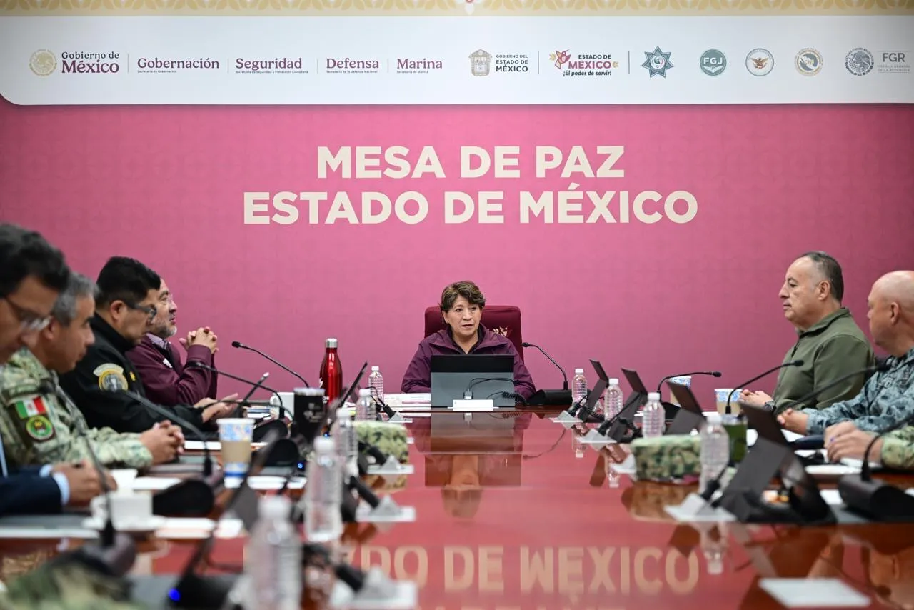 Delfina Gómez durante la entrega de la obra hidráulica en Nezahualcóyotl