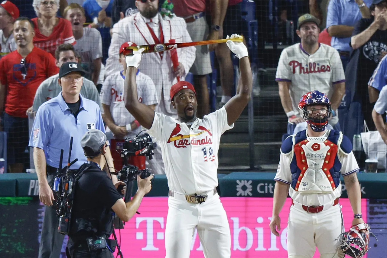 Jordan Walker escribió una página histórica para los Cardenales de San Luis al convertirse en el primer pelotero de la franquicia en conquistar