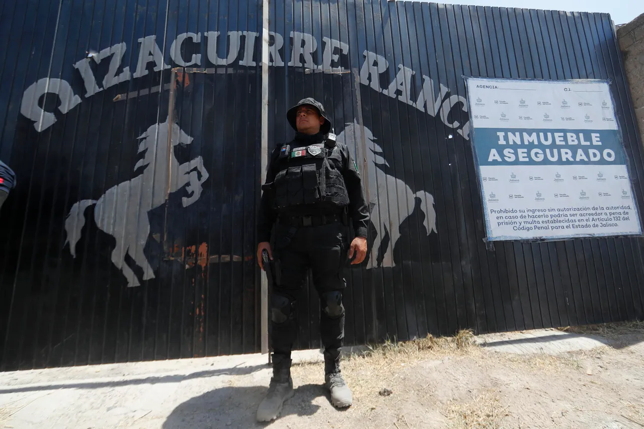 Familiares de desaparecidos consideran &#8220;un circo&#8221; la visita a rancho en México