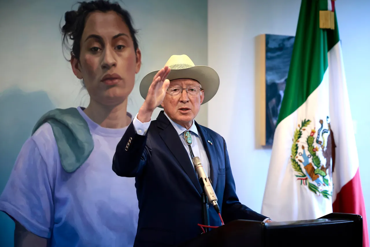 KEN SALAZAR DFGBB