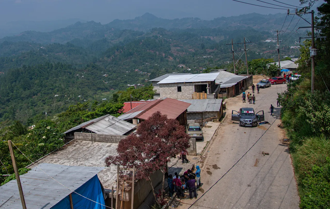 Siete muertos y tres heridos deja ataque contra desplazados en zona zapatista en México