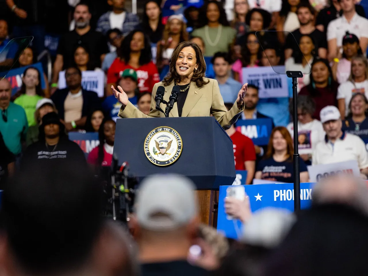 US Vice President Kamala Harris and Governor Tim Walz campaign in Arizona