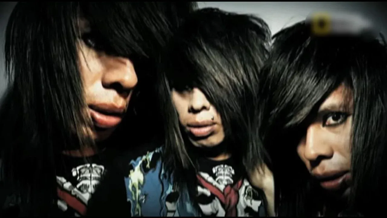 emos